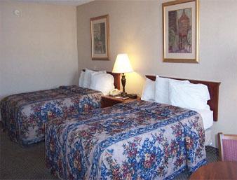 Knights Inn Overland Park Mission 部屋 写真
