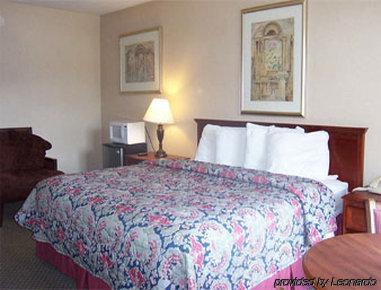 Knights Inn Overland Park Mission 部屋 写真