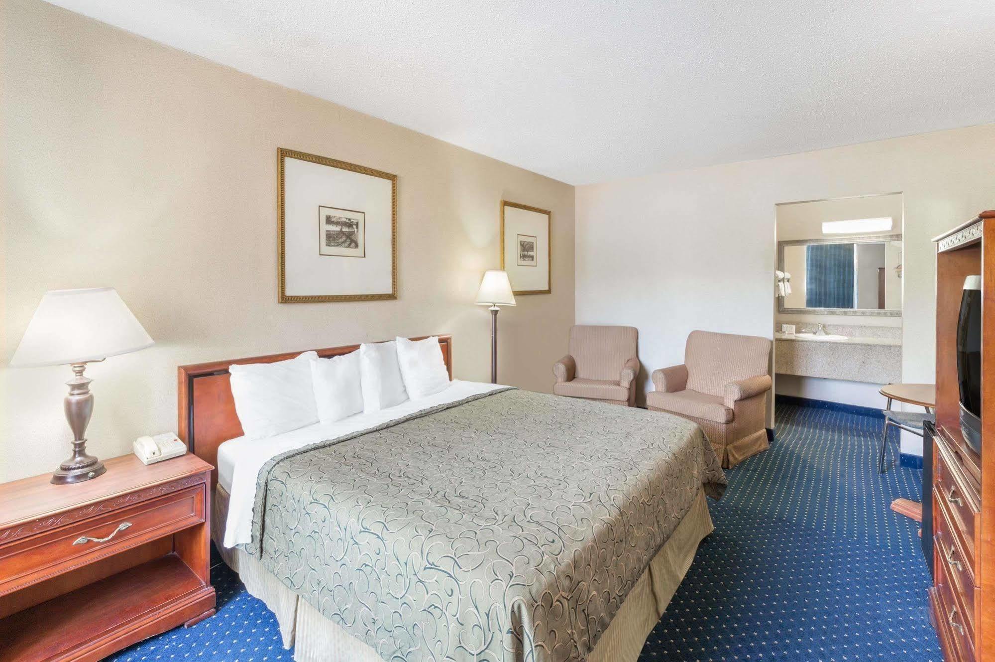 Knights Inn Overland Park Mission エクステリア 写真